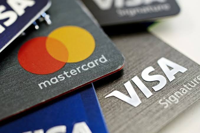 Fatura do cartão de crédito alta? Aprenda 5 passos para reduzir